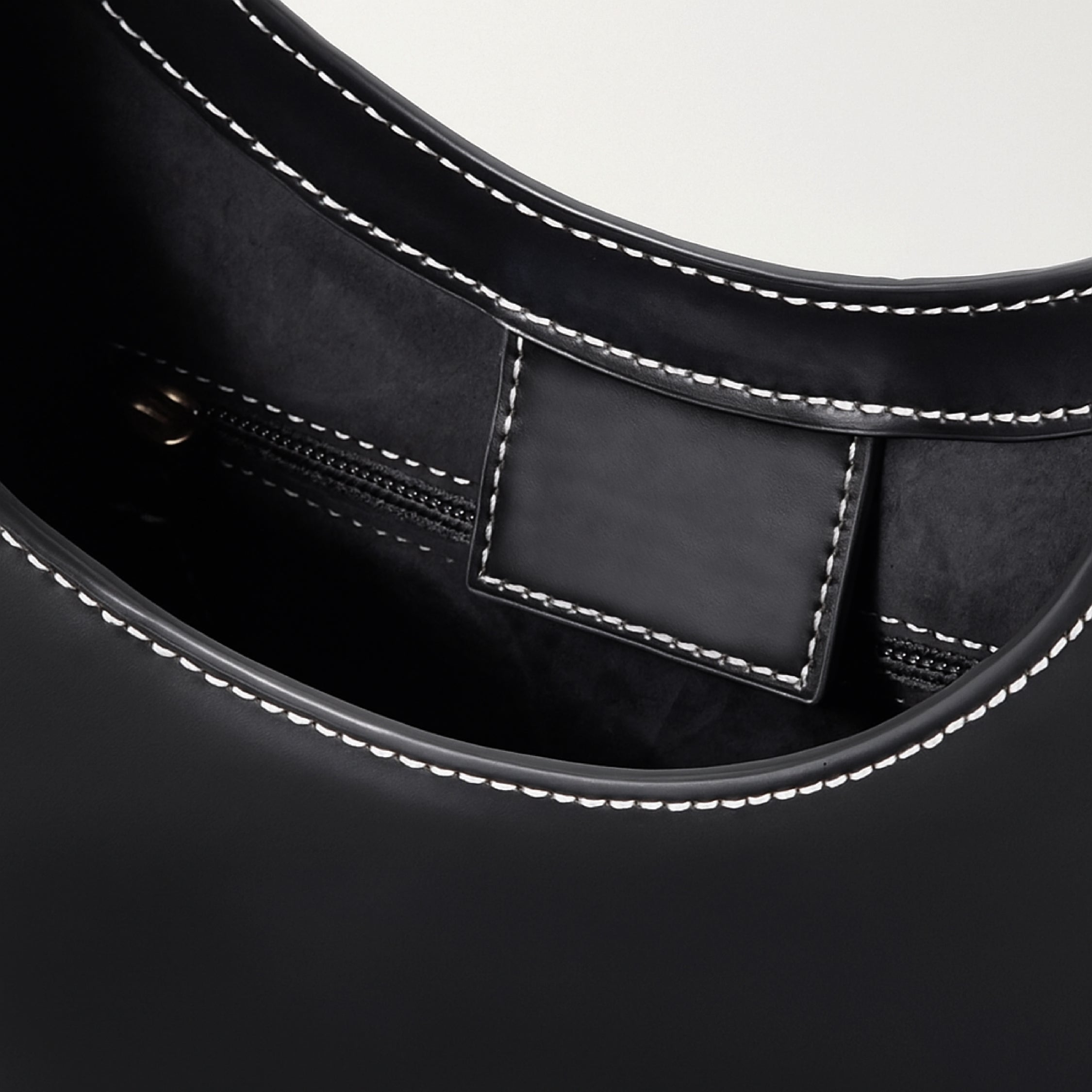 Moon Bag - Black